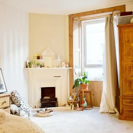 Beautiful Bright&spacious Artist Apartamento