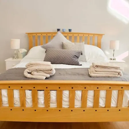 Altido Superb Terraced House With Patio In Leith * 爱丁堡
