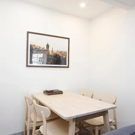 Joivy Elegant New Town Flat Near Princes Street *