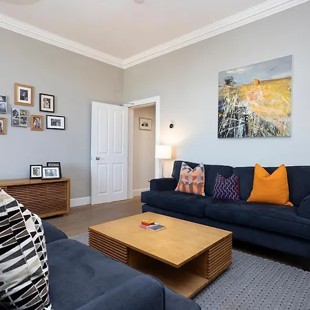 Joivy Splendid In New Town * Edynburg