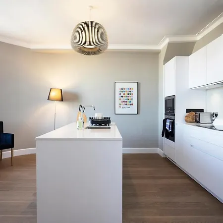 Apartment Joivy Splendid In New Town