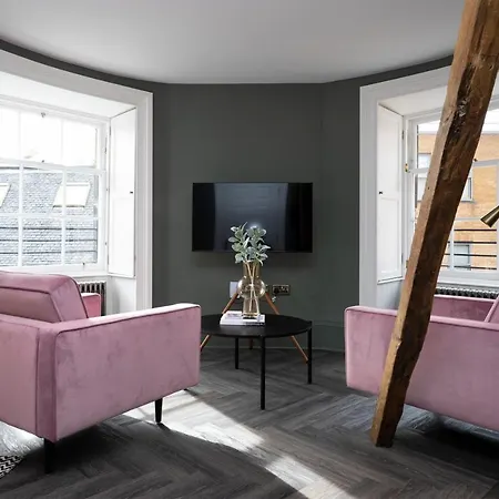 29 Queen Street Luxury Flats شقة فندقية *