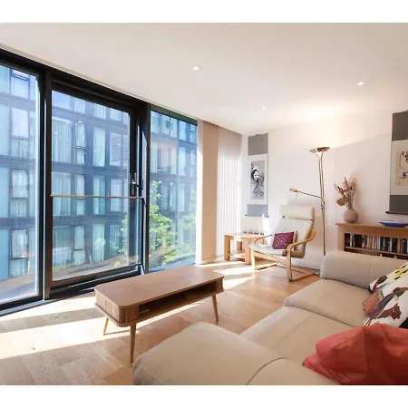 Elegant And Modern In Central