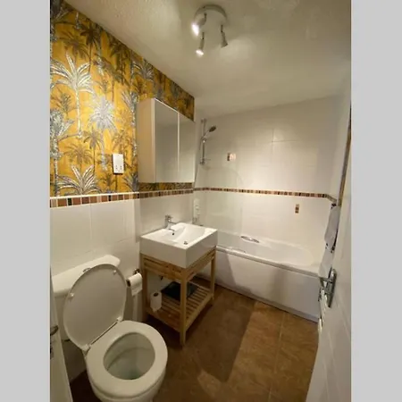 The Maltings, Luxury, Contemporary Flat * Edinburgh