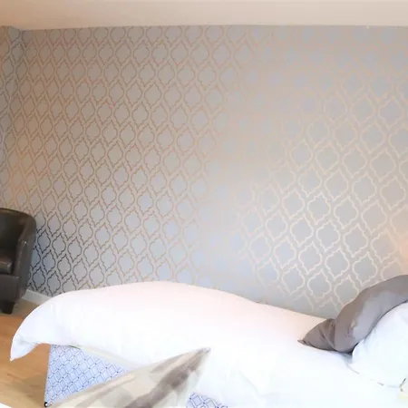 Lägenhet 3 Bedroom Centre In Lauriston Place Edinburg