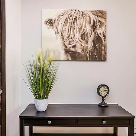 Joivy 1 Bed Flat, Heart Of Grassmarket * Edinburgh