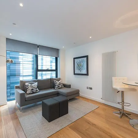 Apartment Quartermile Luxury