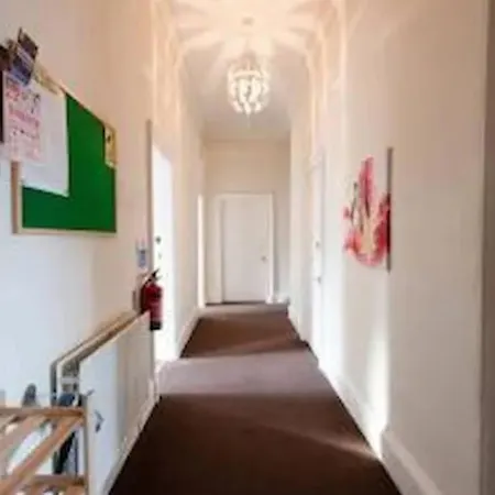 Lauriston Central Very Large Apartment Edinburgh
