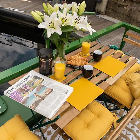 - Houseboats Bateau-hôtel 4*