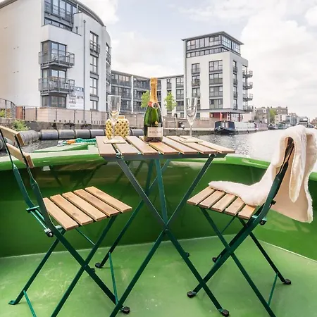 - Houseboats 4* Édimbourg