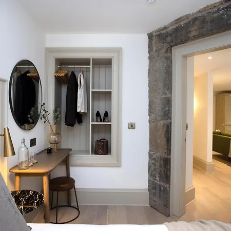 Aparthotel 29 Queen Street 4*