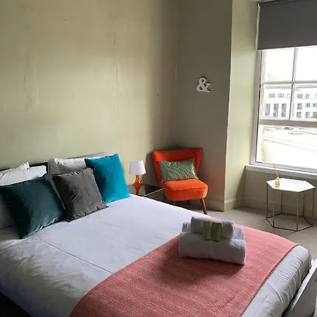 Delightful Sunny Flat Apartamento Edimburgo