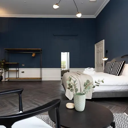 29 Queen Street 4*