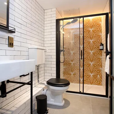 Aparthotel 29 Queen Street 4*