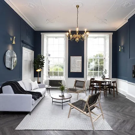 29 Queen Street Luxury Flats شقة فندقية *