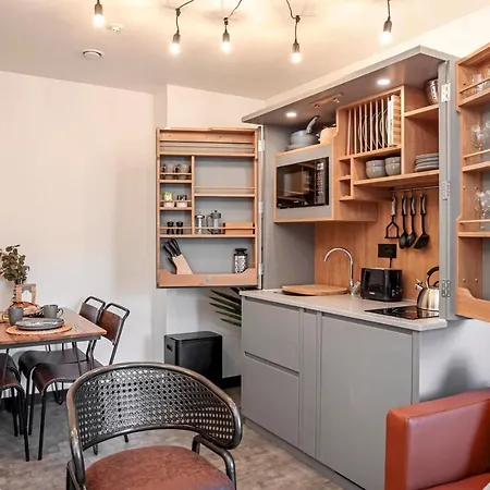 Ξενοδοχείο με διαμερίσματα The Brewers Contemporary