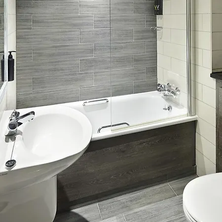 Village Hotel EDI