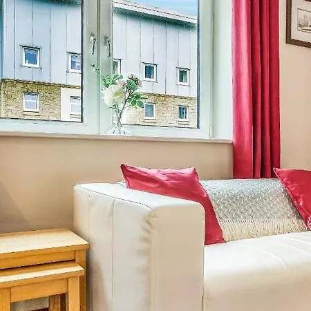 Luxury Main Door Pad With Free Gym & Secure Parking * Εδιμβούργο