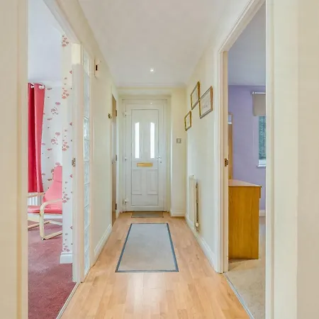 Luxury Main Door Pad With Free Gym & Secure Parking * Εδιμβούργο