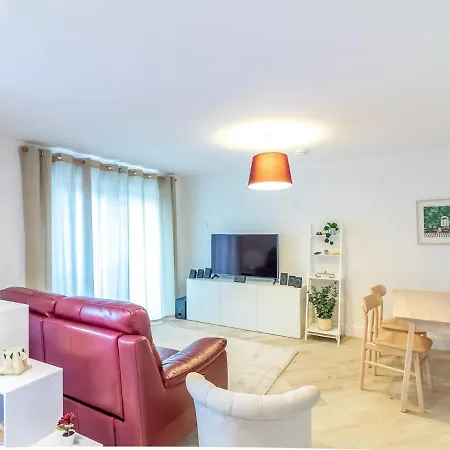 Appartement Pass The Keys Light-Filled New Build 2Bd Apartment