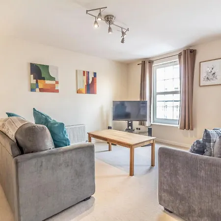 Apartament Pass The Keys Spacious And Central Flat, Sleeps 5 *