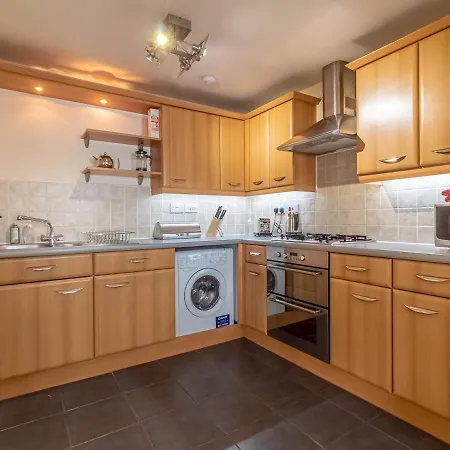 Pass The Keys Spacious And Central Flat, Sleeps 5 Apartament *
