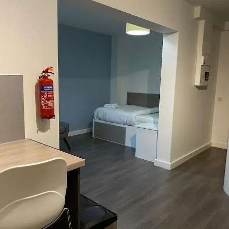 En Suite Rooms & Studios, Edinburgh City Centre - Sk