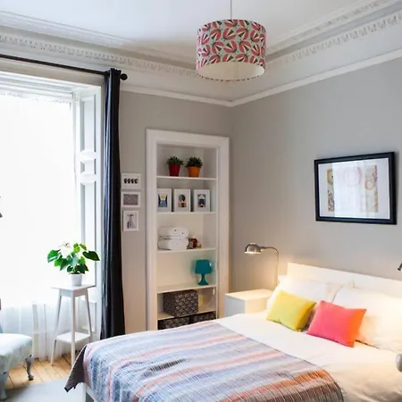 Cosy Flat Next To Cool Neighbourhood 公寓 爱丁堡
