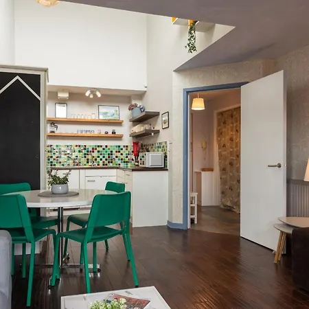 Apartment Bright And Spacious Apartment Near City Centre Edinburgh