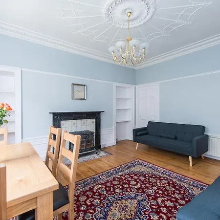 Apartment 5 Bedrooms Central Edinburgh