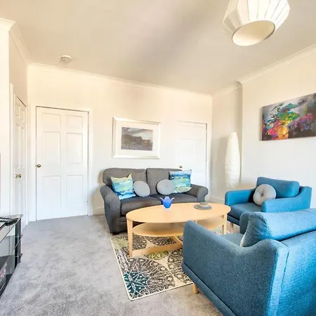 Guestready - Spacious 2br In New Town 4 Min From Tram! Appartamento