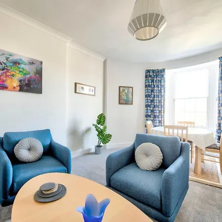 Guestready - Spacious 2br In New Town 4 Min From Tram! Apartamento Edimburgo