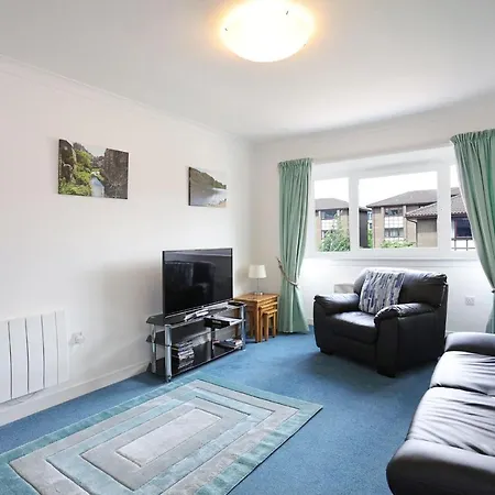 Daire Ideal Location With Free On-site Private Parking *