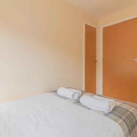 Pass The Keys Spacious And Central Flat, Sleeps 5 Apartament *