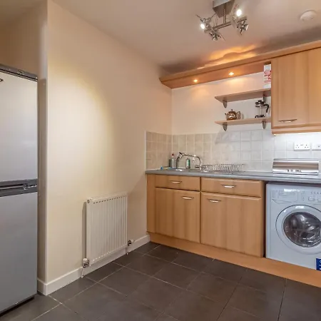 Pass The Keys Spacious And Central Flat, Sleeps 5 Apartament *