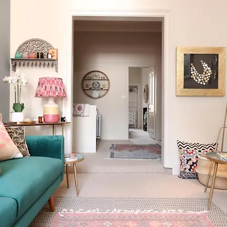 Altido Stunning 1-bed Maisonette In The New Town Apartment Edinburgh