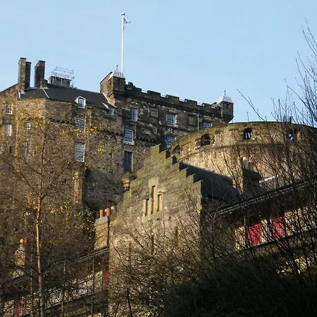 The West Bow Апартаменты