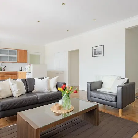 The West Bow Apartment Edinburgh