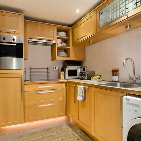 Apartment Innercitylets - Royal Mile