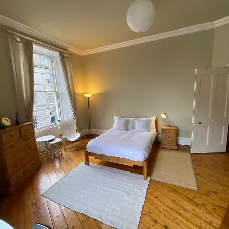 아파트 Grand City Apartment In Stockbridge Area 에든버러