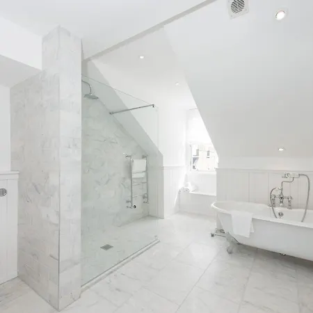 The New Town Idyll @ Dublin Street Edimburgo