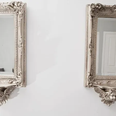 Royal Mile Apartament *