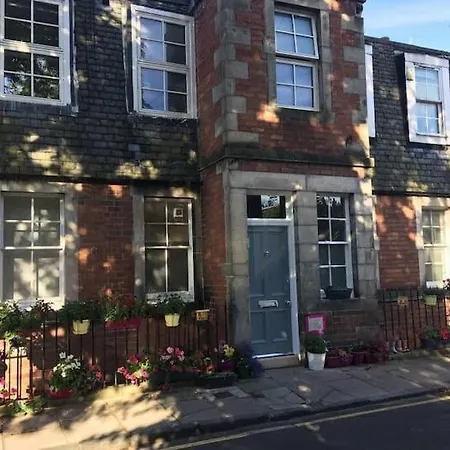 Beautiful Scandi-inspired One Bed In Stockbridge Lägenhet Edinburg