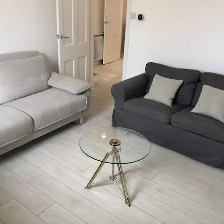 Beautiful Scandi-inspired One Bed In Stockbridge Lägenhet *
