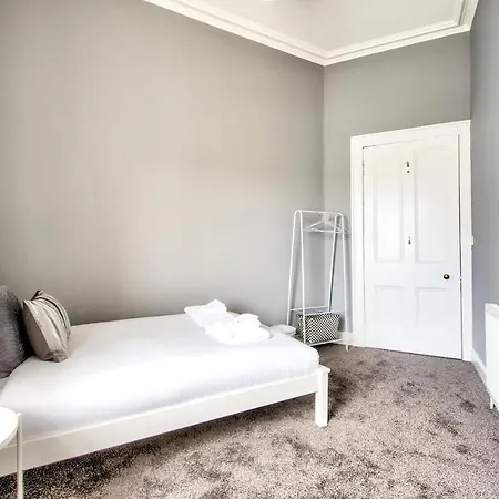 Lothian Road - Perfect Centre Location. Apartamento