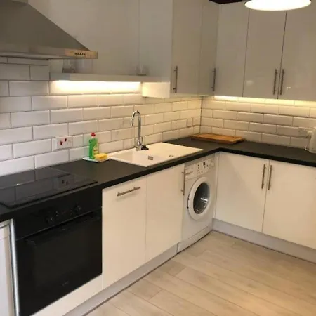 Beautiful Scandi-inspired One Bed In Stockbridge * Edinburg