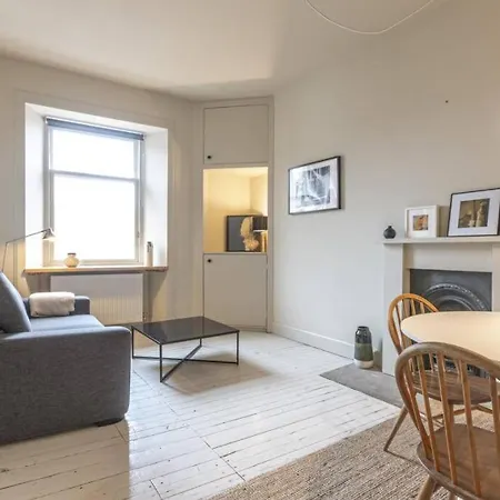 The Perfect On Royal Mile Apartament