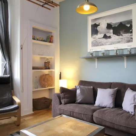 Amazing Apartments - Drumdryan St Near The Castle Apartment Edinburgh