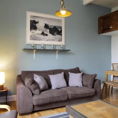 Amazing Apartments - Drumdryan St Near The Castle Edinburgh