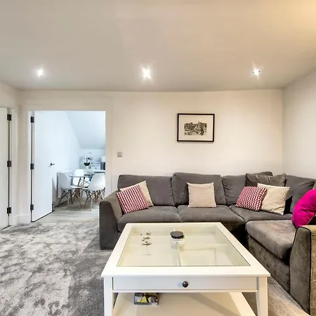 Apartament Guestready - Stylish Modern 2Br Flat For 4 - Free Parking Edynburg